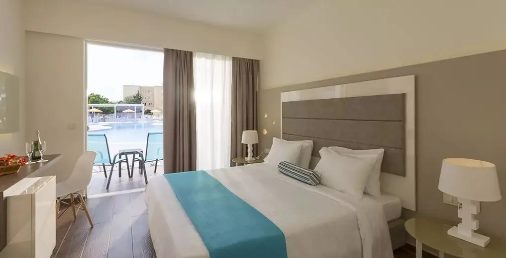 leader tourisme chambre Rhodes.webp