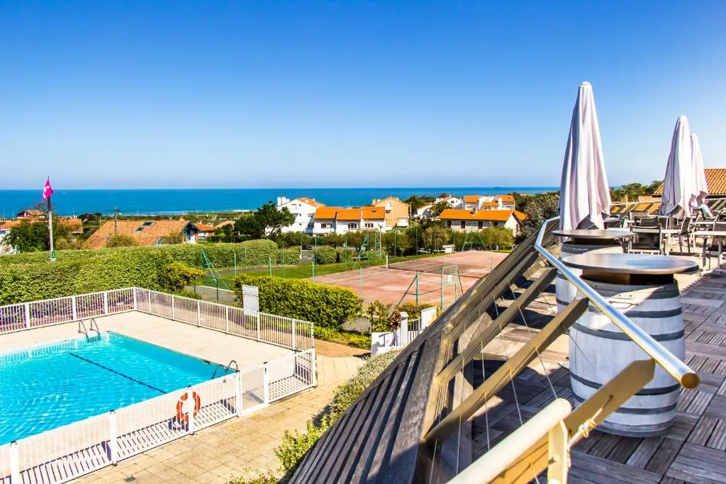 leader village 5.webp