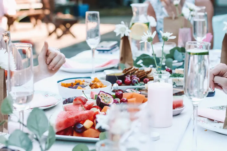 BONNE TABLE LEADER TOURISME .webp