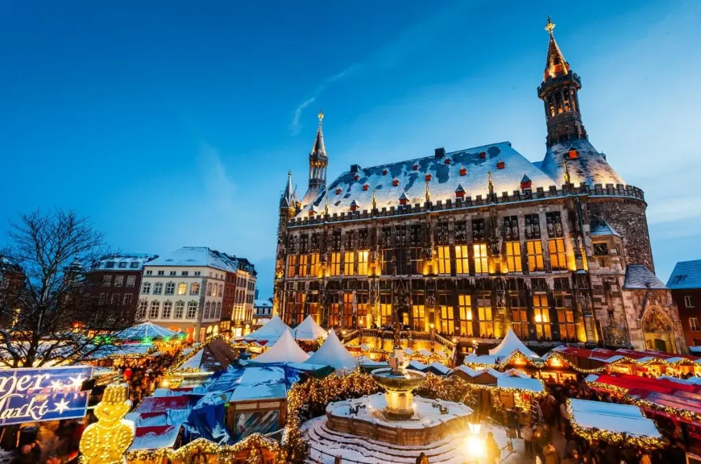 Aix-La-Chapelle et Montjoie  Marchés de Noël de tradition Allemande | Samedi 12 décembre 2026